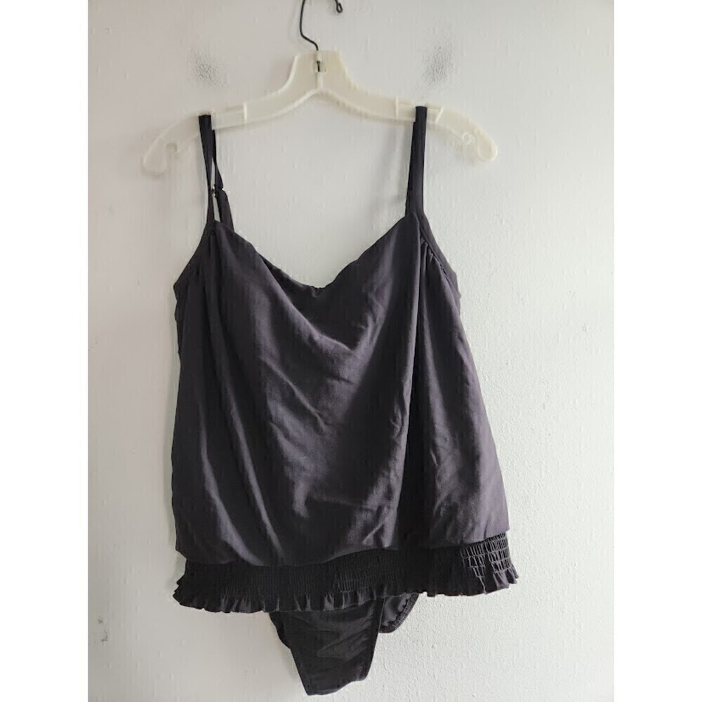 Miraclesuit Women Black Smocked Detail Blouson One Piece Swimsuit size 10